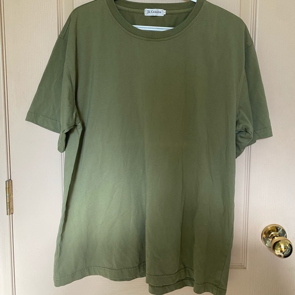Other - Big green shirt!